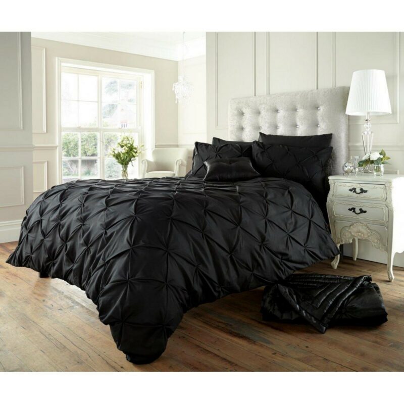 11091059 alford duvet set king black 1 3