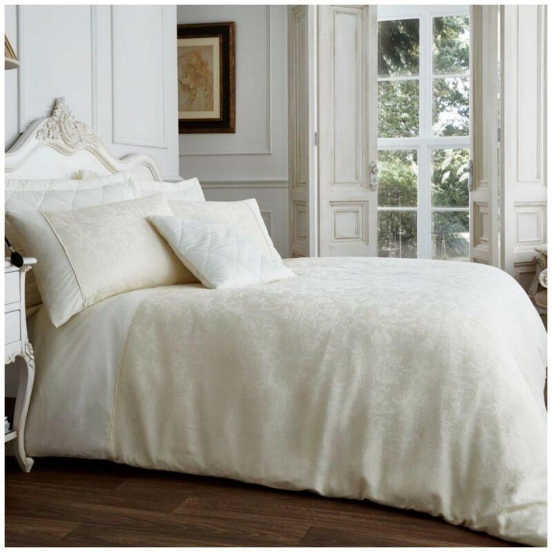 11111085 vincenza jacquard duvet set single cream 1 1