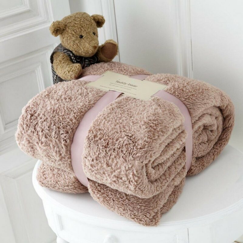 11131434 teddy collection throw 130x180 mink 1 1