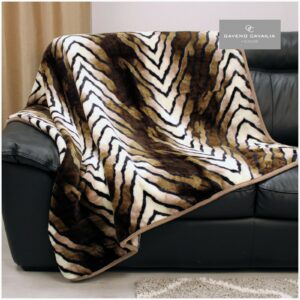 12046011 animal fur throw 150x200 brown skin 1 2