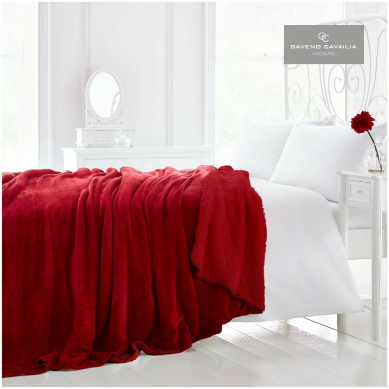 12090694 flannel sherpa throw 150x200 red 1 2