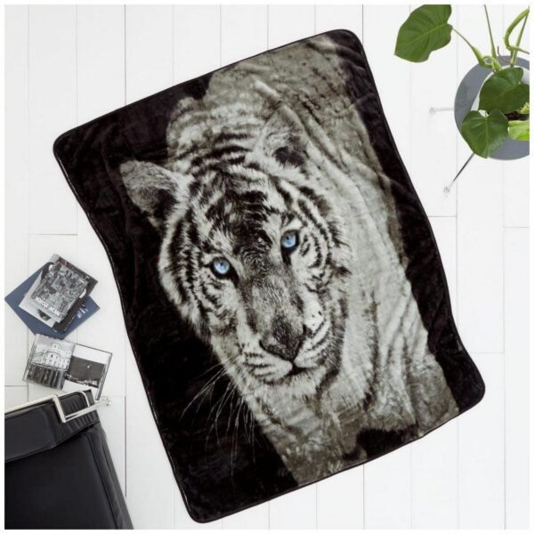 White Tiger Throw - Image 2