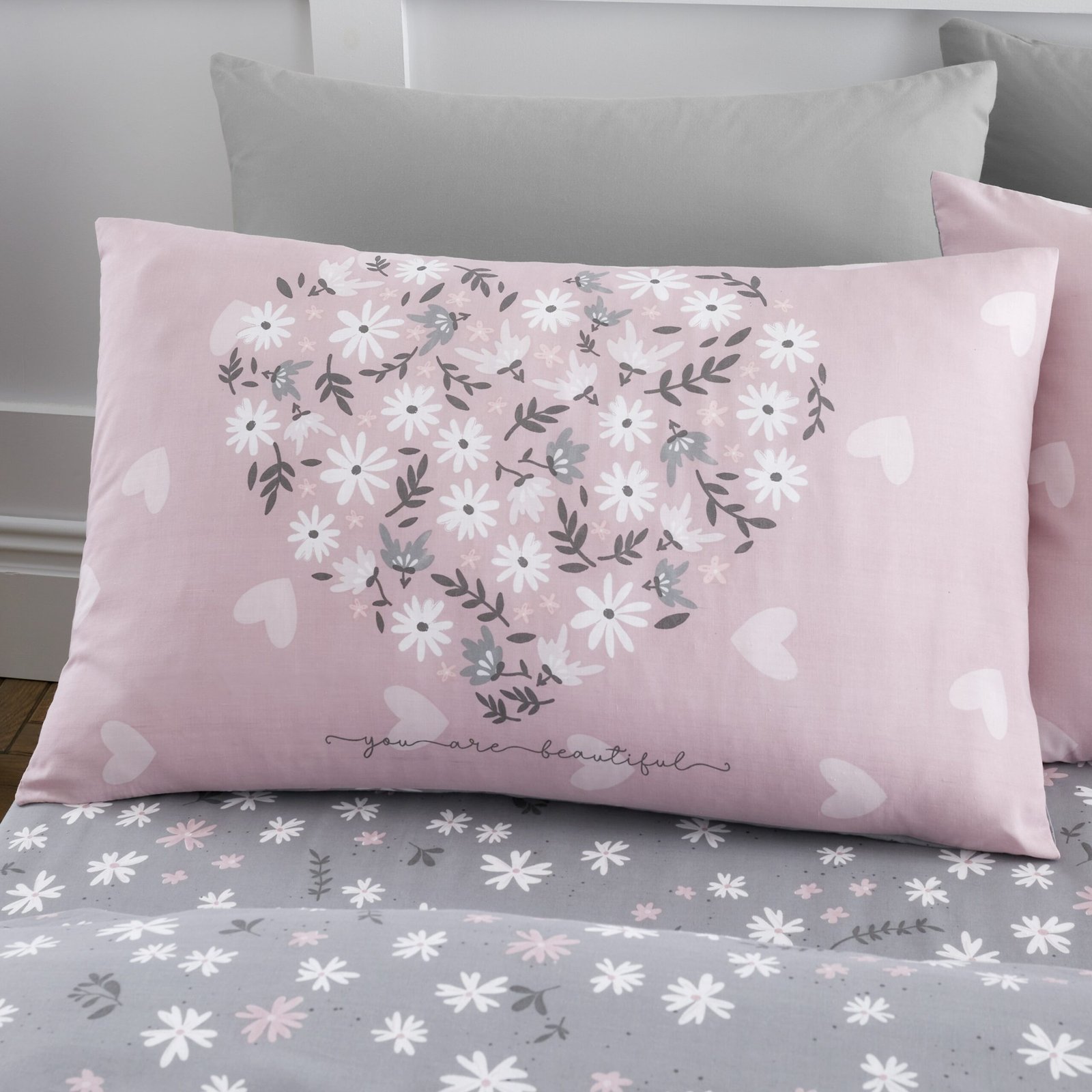 Ditsy_Heart_Cameo_10-scaled-1.jpg Ditsy Heart Printed Duvet Set - Image 2