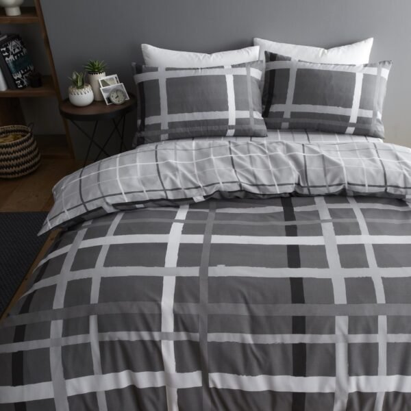 Happy Daze Stripe Duvet Set  - Image 4