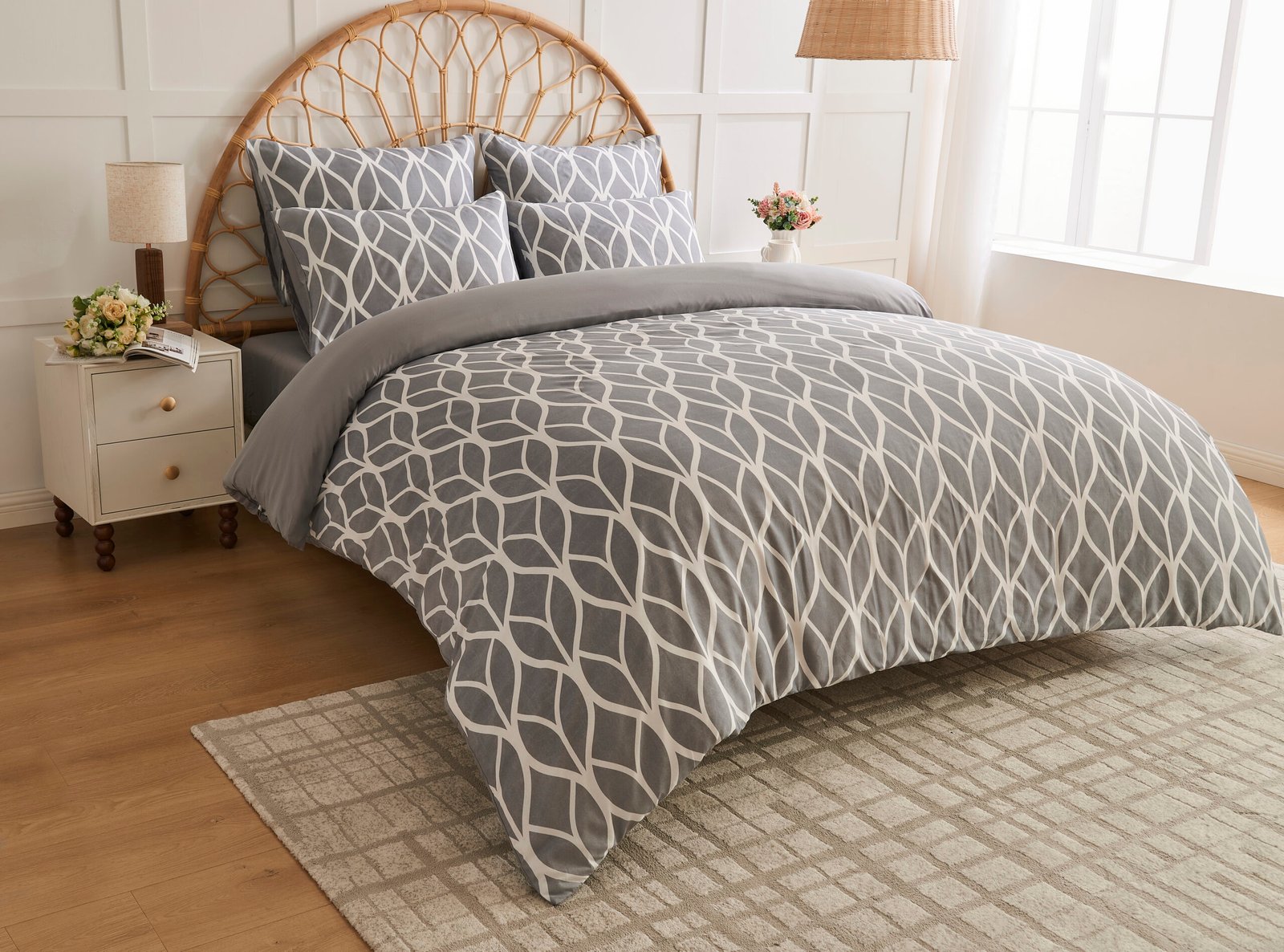 6.1002610 Marcus Geo Printed Duvet Set