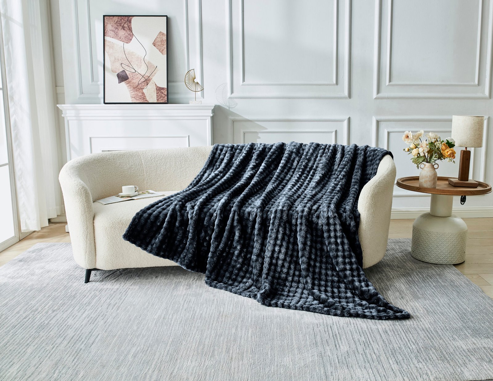 Black 3 Bubble Jacquard Throw