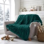 Luxury Soft Fleece Throw Blanket - Green