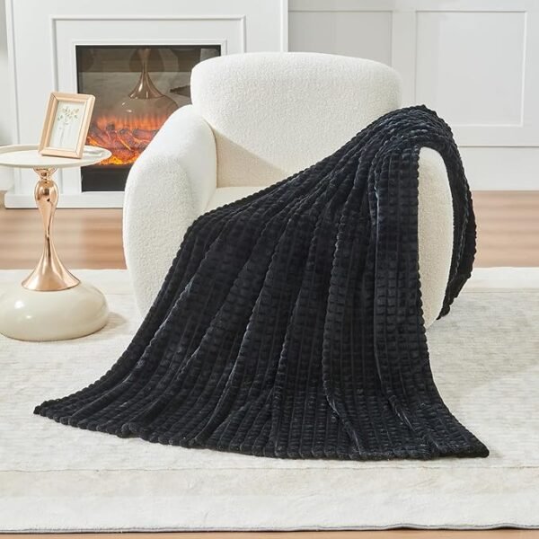 Luxury Textured Fleece Throw - Black