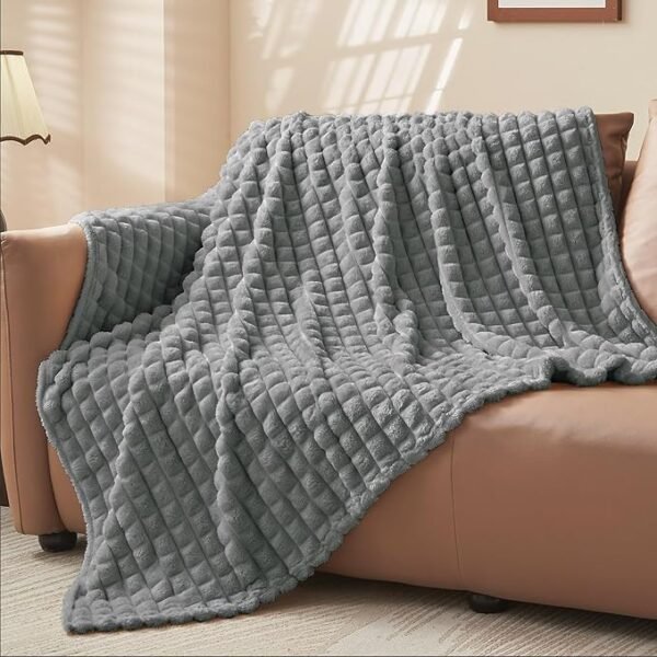 Luxury Puffed Texture Throw Blanket - Grey