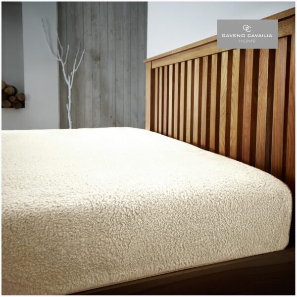 Ultra Soft Teddy Fitted Sheet - Cream