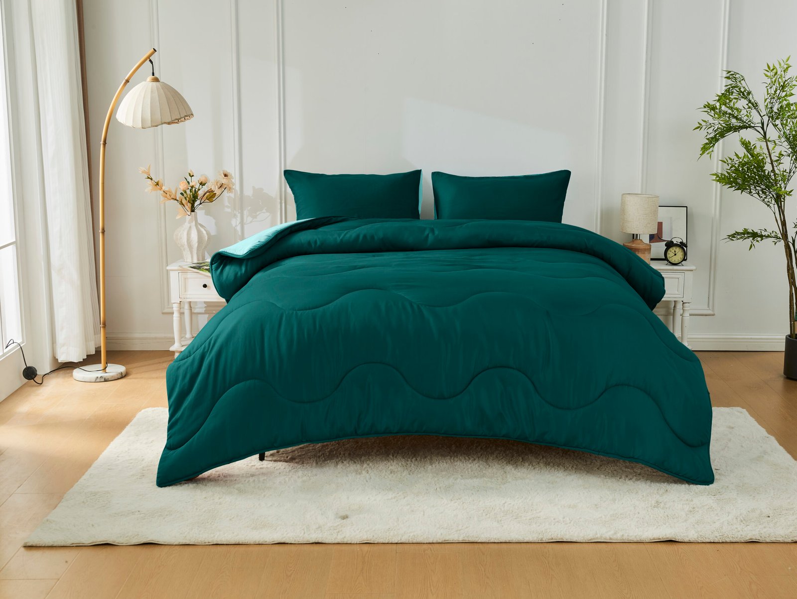 00107797 copy Coverless Duvet 10.5 Tog Quilt - Green/Dark Green