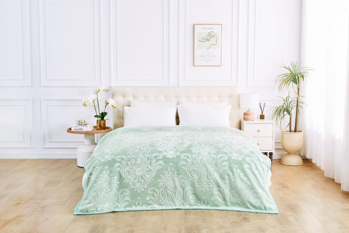 Deluxe Fleece Sherpa Cosy Blanket - Sage Green