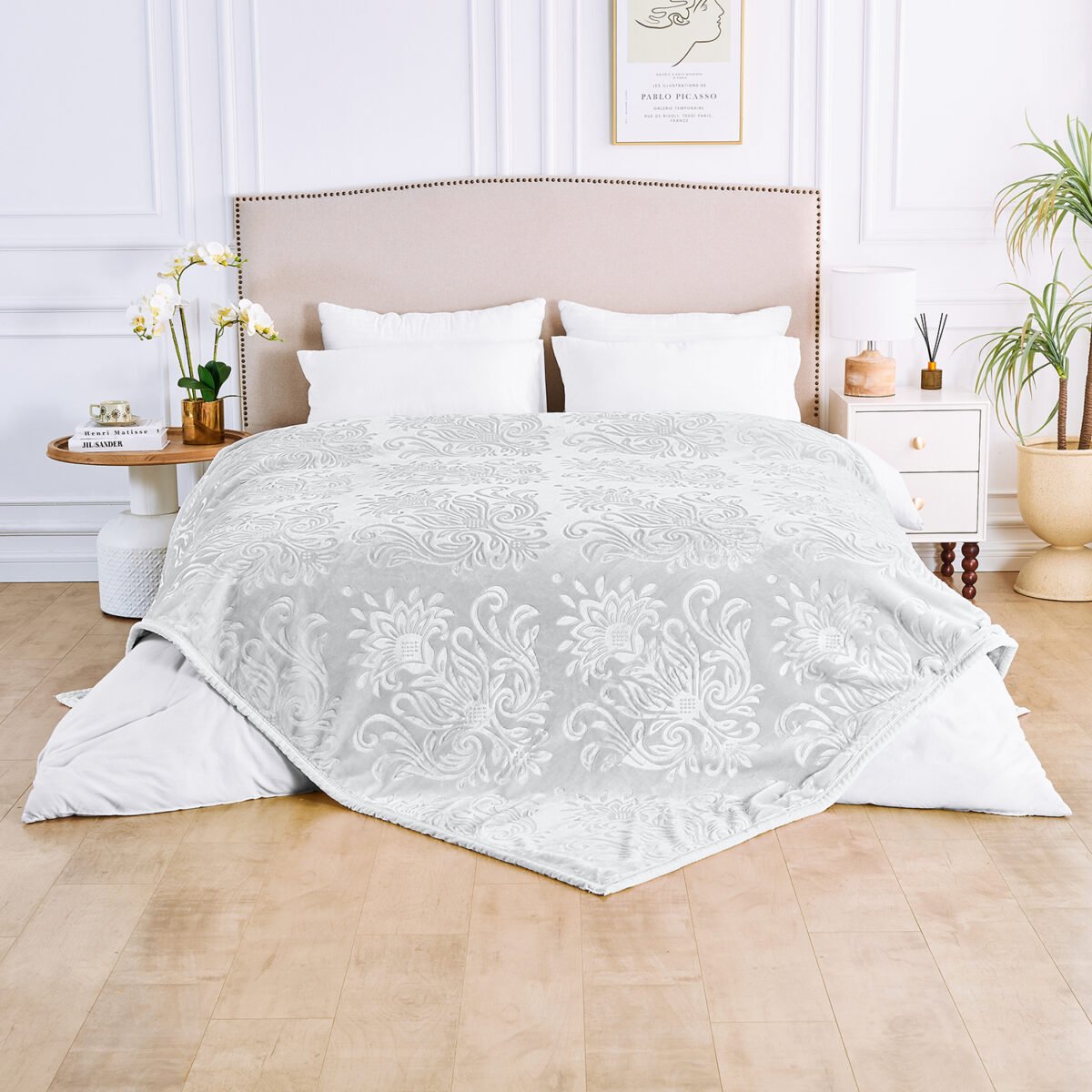 Deluxe Fleece Sherpa Cozy Blanket - Silver