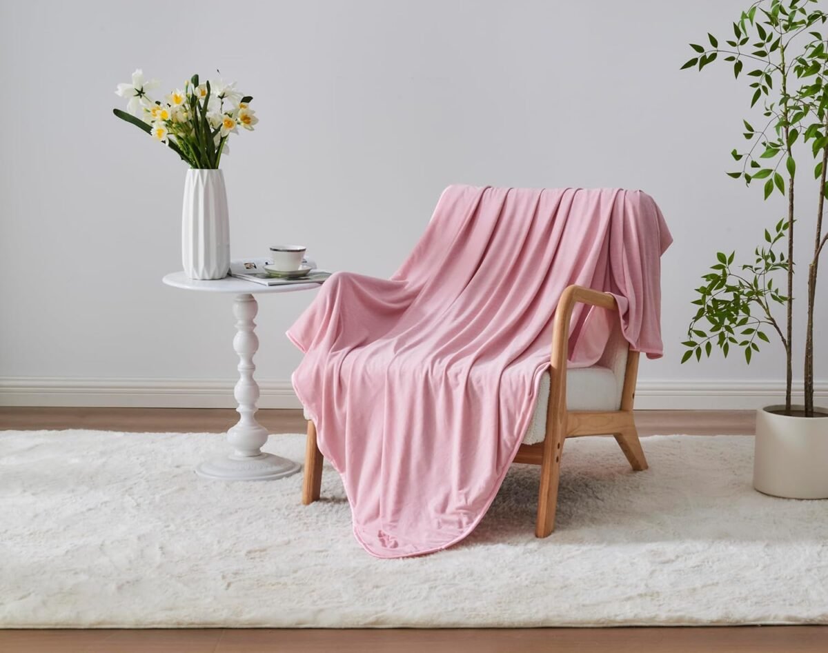 Soft Cooling Blanket Lightweight Throw for Summer - Pink