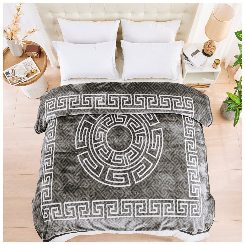 Luxury Greek Key Fleece Blanket Charcoal/White