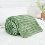 Luxury Ribbed Fleece Throw - Green - Image 2
