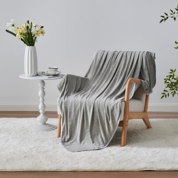 Soft Cooling Blanket Lightweight Throw for Summer - Grey
