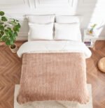 Luxury Ribbed Fleece Throw - Mink