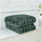 Blossom Heart Heavy Blanket 4kg - Green - Image 8
