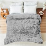 Blossom Heart Heavy Blanket 4kg - Grey - Image 3