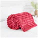 Luxury Ribbed Fleece Throw - Red