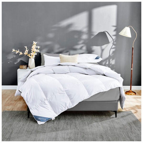 Luxury Signature Duck Feather Quilt – White: