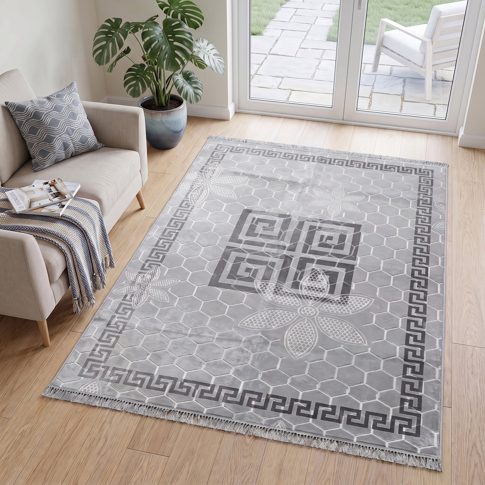 GREY (1) Luxury Greek Pattern Faux Fur Rug – Silver