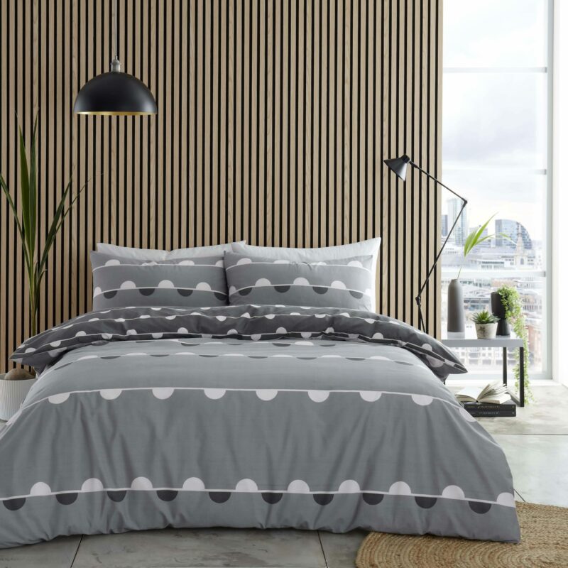 Simple Reversible Geo Printed Duvet Set